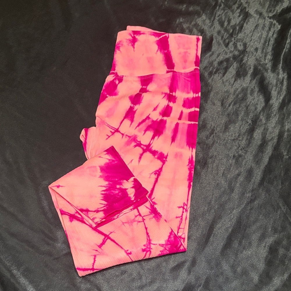 PINK Victoria's Secret women’s Tie-Dye Leggings